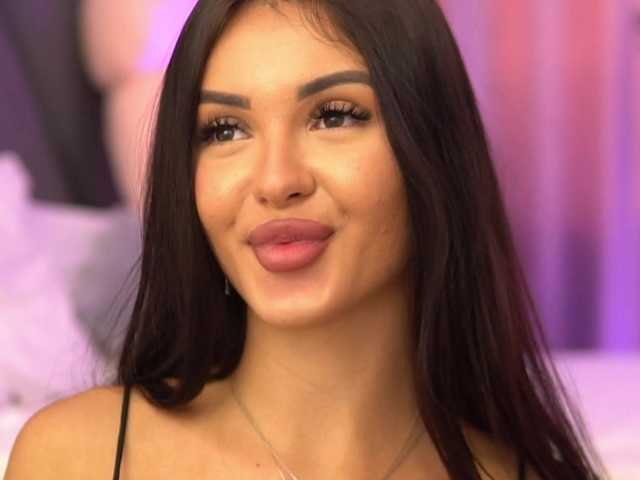 LilaRosie live cam on BongaCams