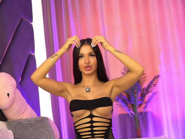LilaRosie live cam on BongaCams