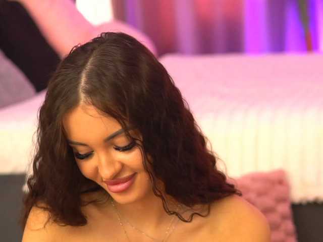 Sex chat gratuit in direct cu LilaRosie pe BongaCams