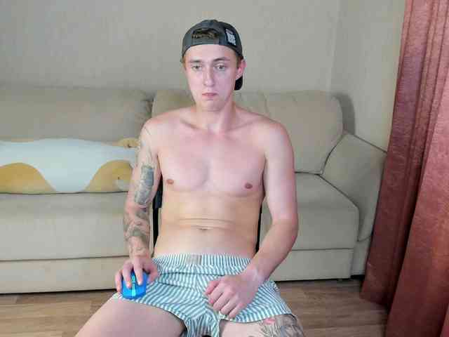 crazybottom24