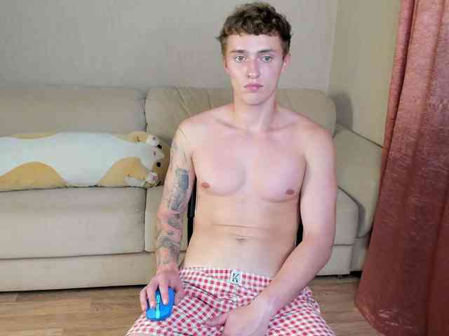 crazybottom24