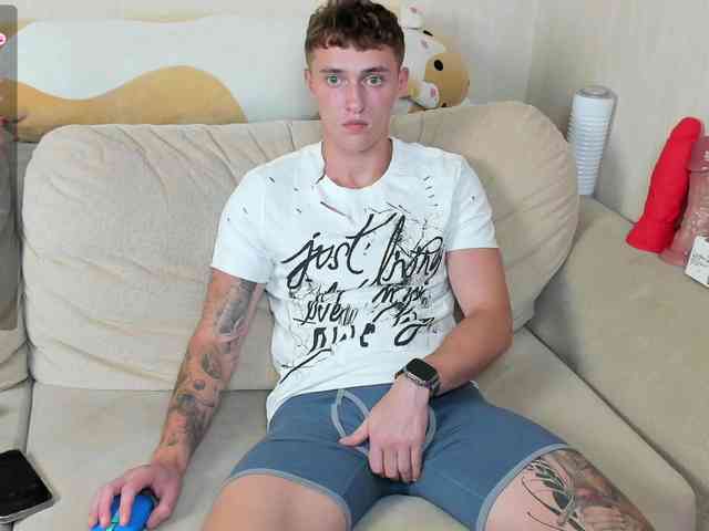 crazybottom24
