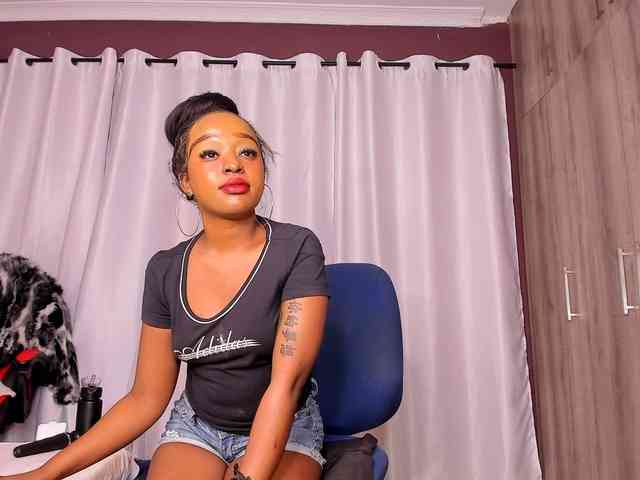 sweetlydia webcam