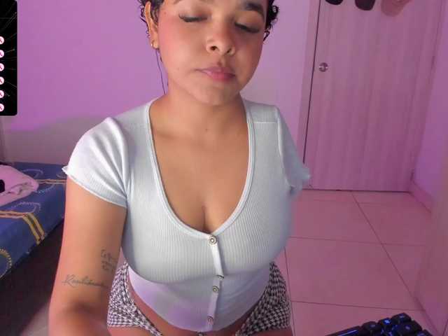 Tatiana25 live cam on BongaCams