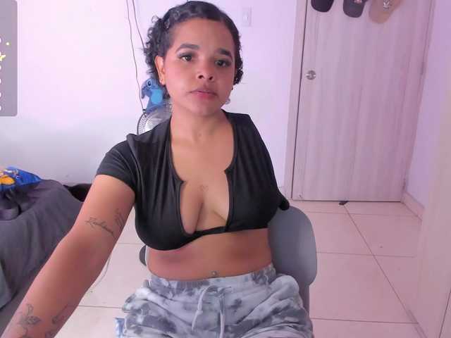 Tatiana25 live cam on BongaCams