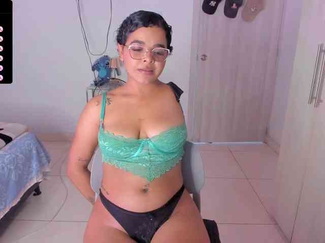 Tatiana25 webcam
