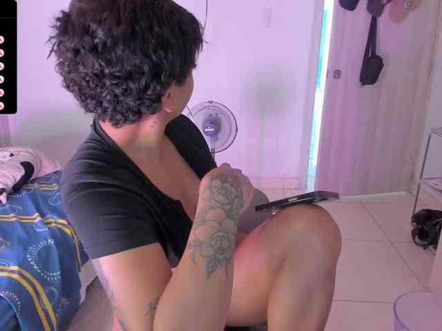 Tatiana25 webcam