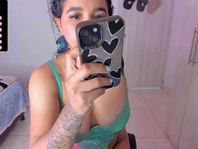Tatiana25 webcam
