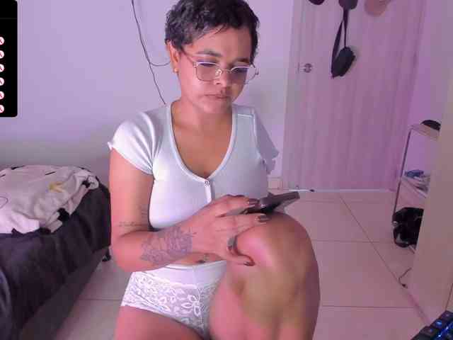 Tatiana25 webcam