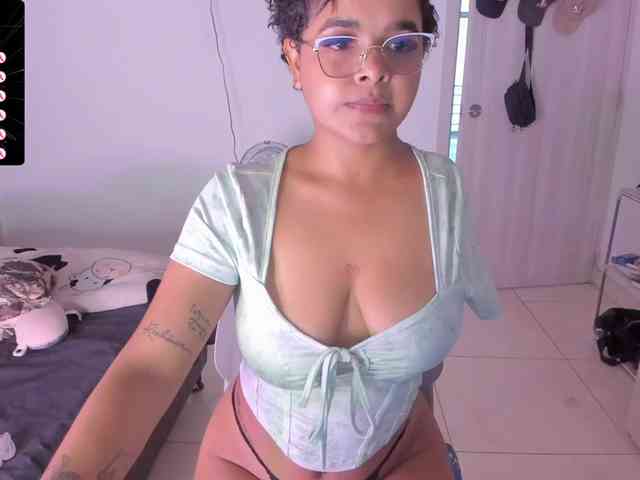 Tatiana25 webcam
