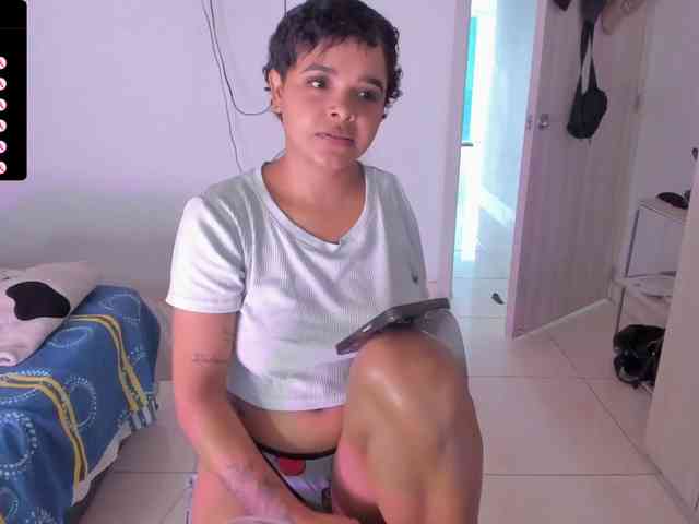 Tatiana25 webcam