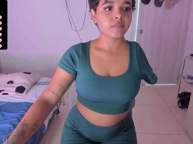 Tatiana25 webcam