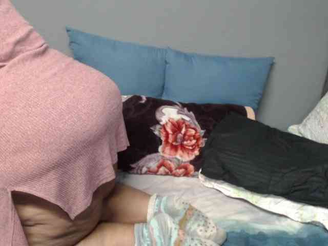 bootydiva83 webcam