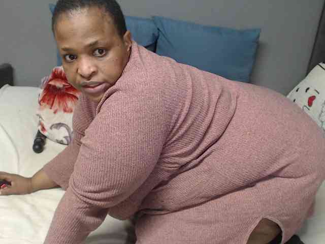 bootydiva83 bootydiva83