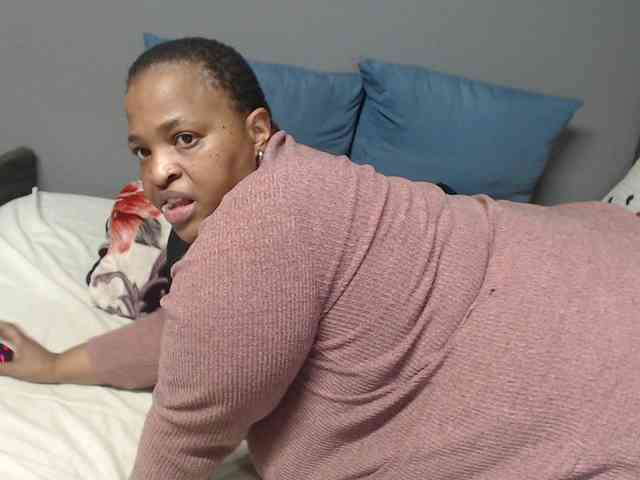 bootydiva83