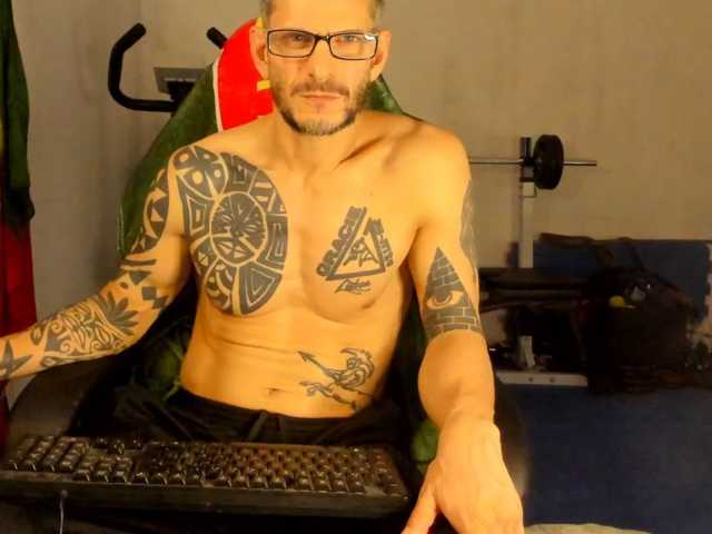 Samurayjiu, 30 y/o - Live Cam on BongaCams