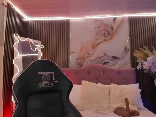 Amara-tay live cam on BongaCams