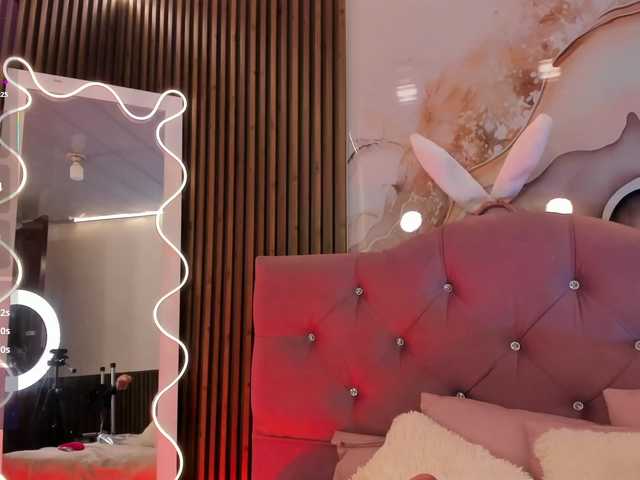 Amara-tay live webcam show