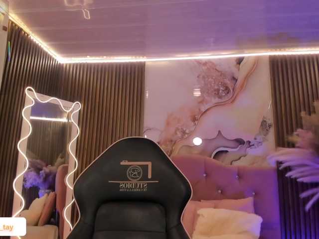Amara-tay live cam on BongaCams