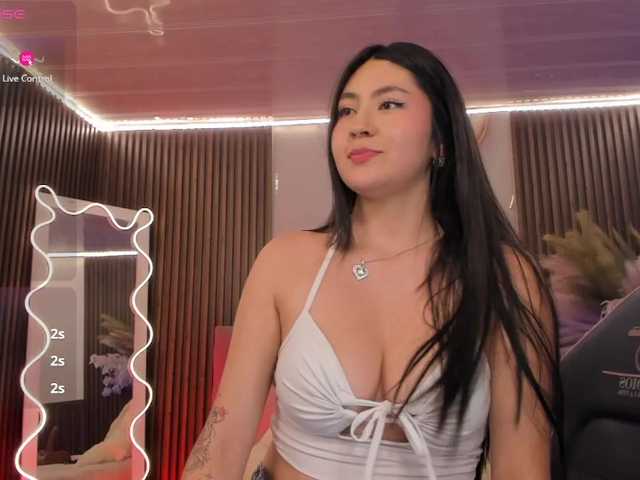 Amara-tay live cam on BongaCams