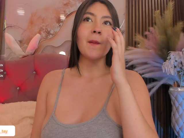 Amara-tay live cam on BongaCams