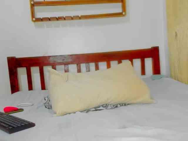 Noti_slut webcam
