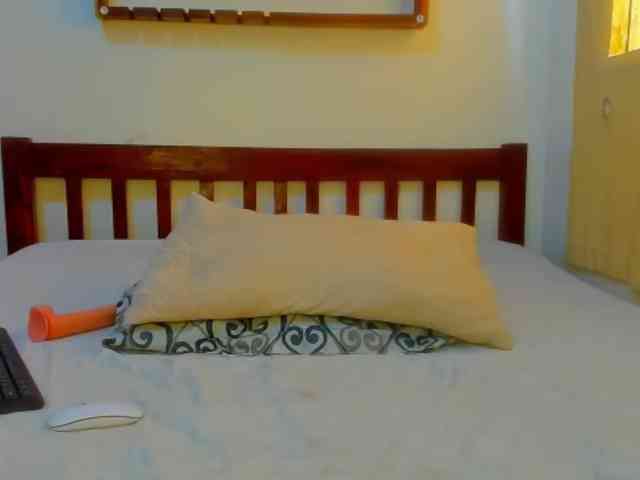 Noti_slut webcam