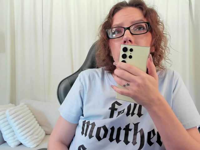 SaraDesireXO live cam on BongaCams