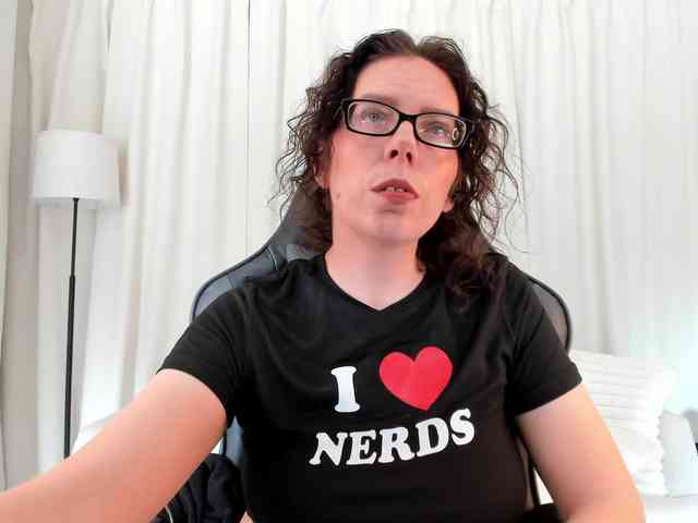 SaraDesireXO webcam