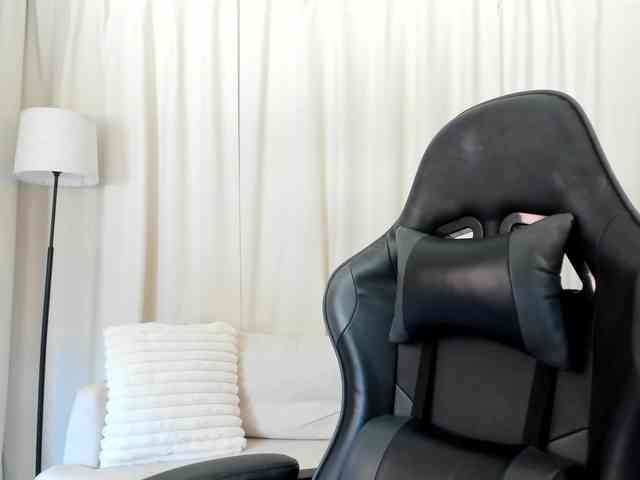 SaraDesireXO webcam
