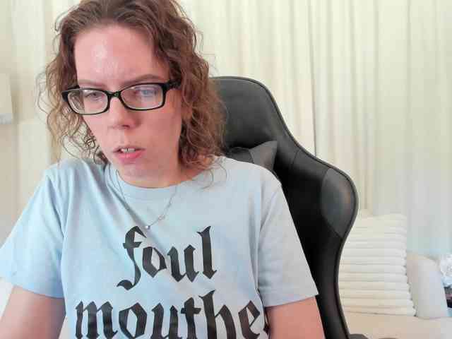 SaraDesireXO webcam