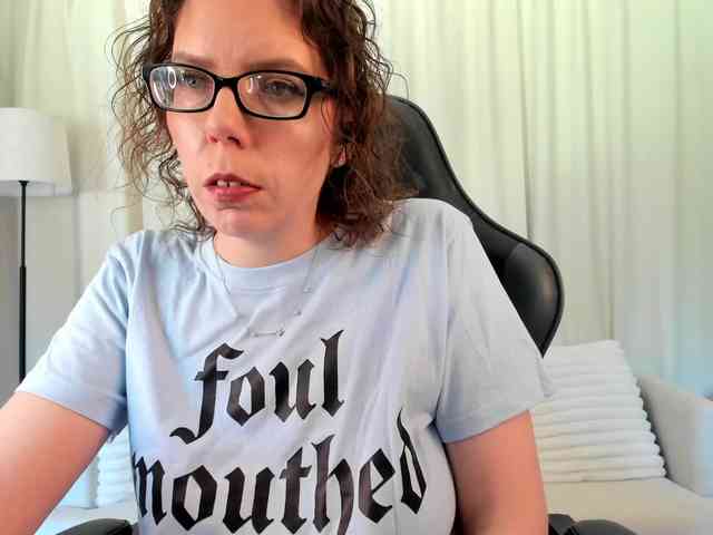 SaraDesireXO webcam