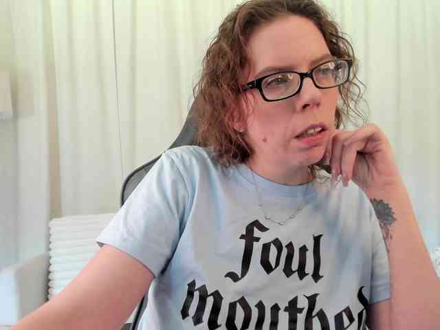 SaraDesireXO webcam