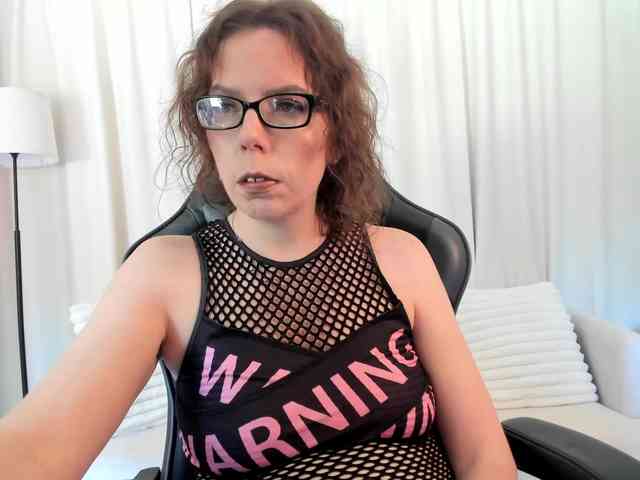 SaraDesireXO webcam
