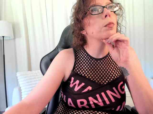 SaraDesireXO webcam