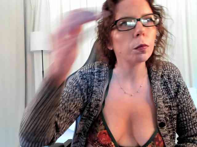 SaraDesireXO webcam