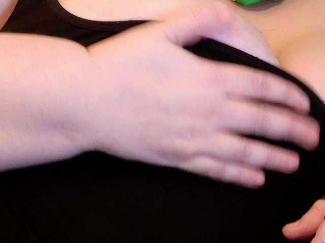 DoubleCherryBombXO live cam on BongaCams
