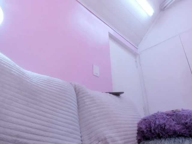Hiyakasudere live cam on BongaCams