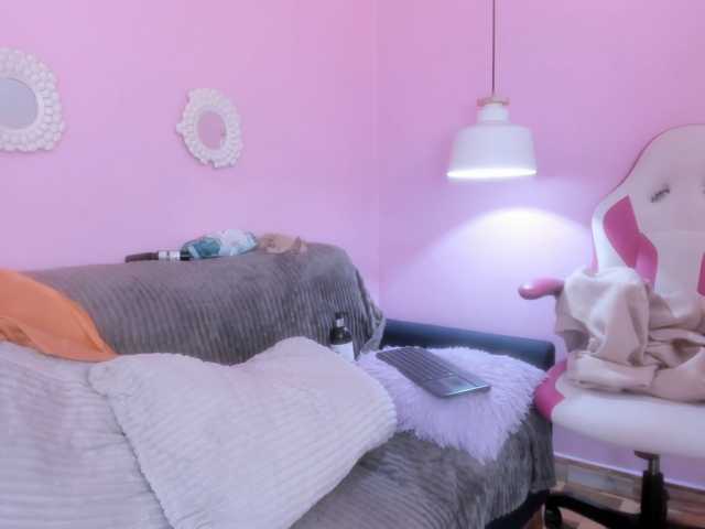 Hiyakasudere live cam on BongaCams