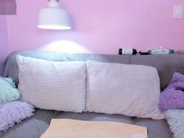 Hiyakasudere live cam on BongaCams