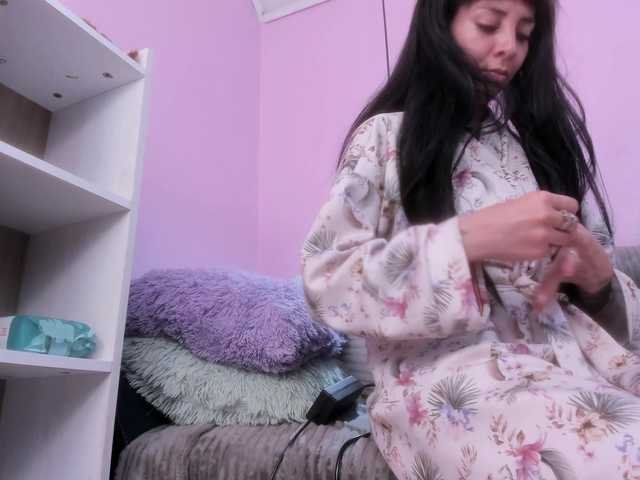 Hiyakasudere live cam on BongaCams