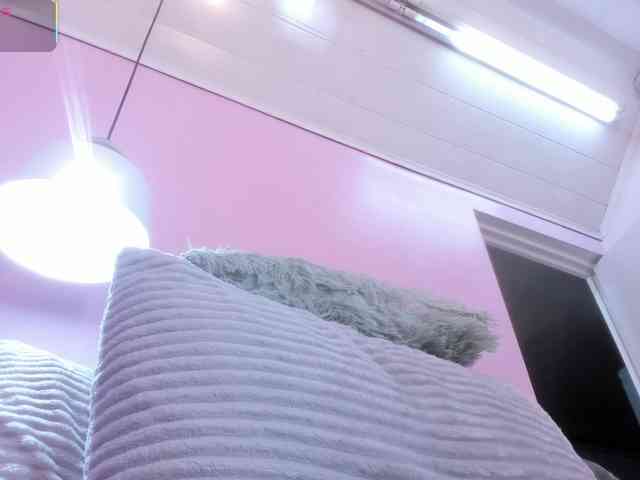 Hiyakasudere Live Webcam on BongaCams