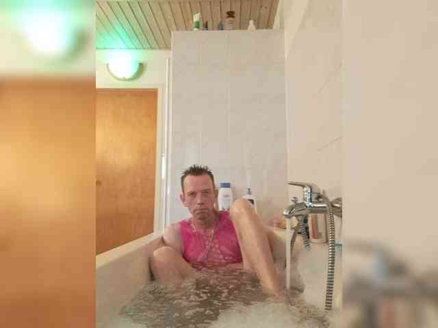WorldUnited Sex Cam Show