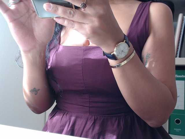 Auri5hot live cam on BongaCams