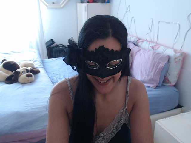 Auri5hot live cam on BongaCams