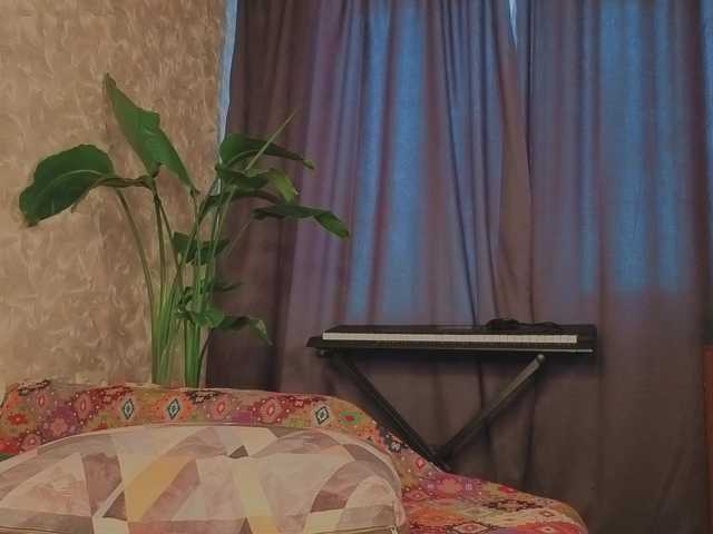 Meeeeow live cam on BongaCams