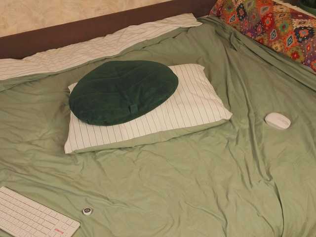 Meeeeow live cam on BongaCams