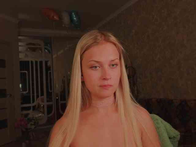 Meeeeow Sex Cam Show