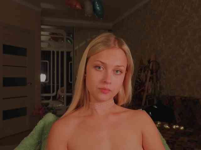 Meeeeow Sex Cam Show