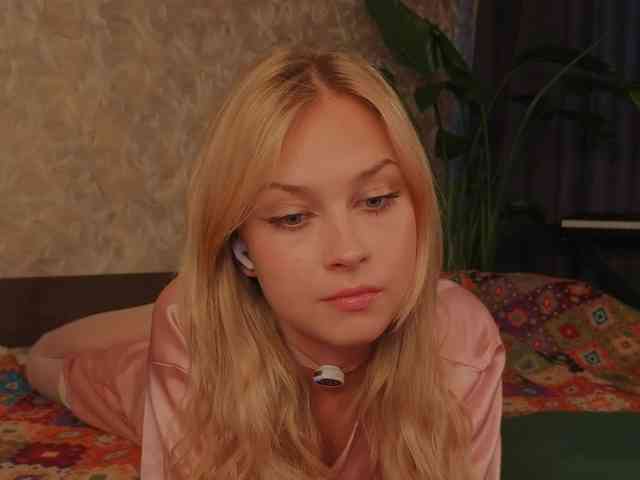 EternalOphelia webcam